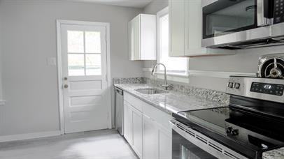 1714 Glenview Rd #1 - Photo 5 of 16