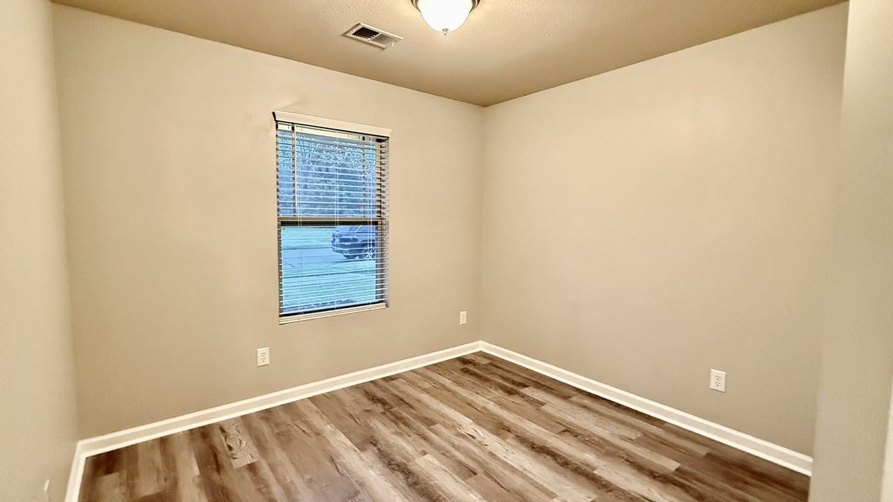 1813 Clayton Cove Dr Nw #1 - Photo 7 of 40