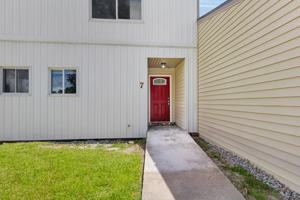 featured image of 125 Pirates Rd #7