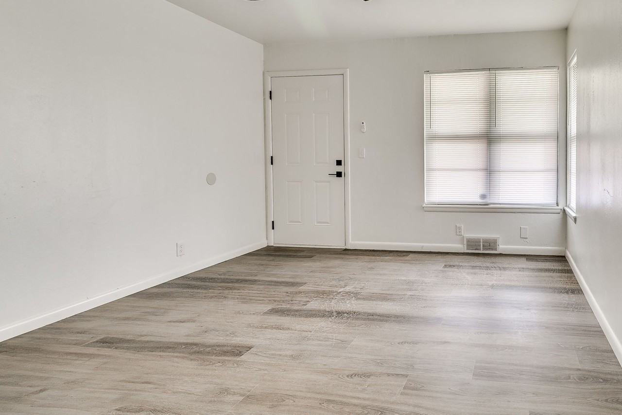 2417 Becker Pl #1 - Photo 5 of 25