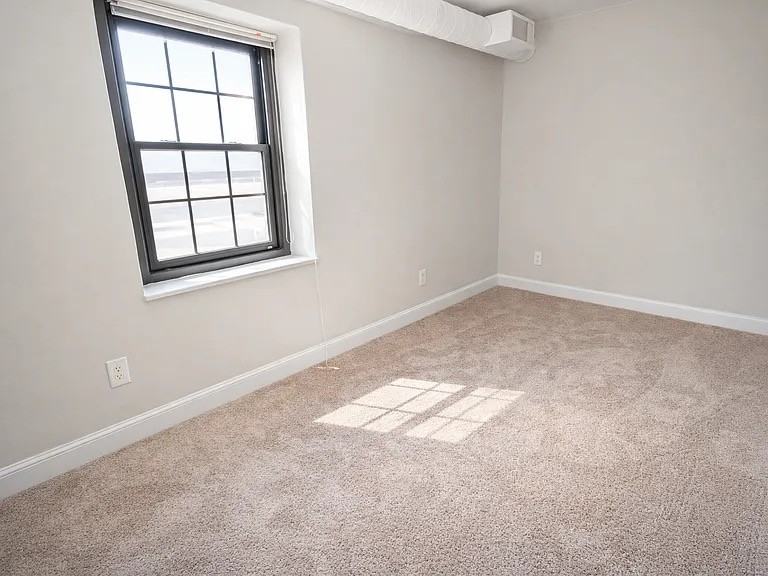 5925 FIFTH AVENUEAPT B-2 #B02 - Photo 7 of 11