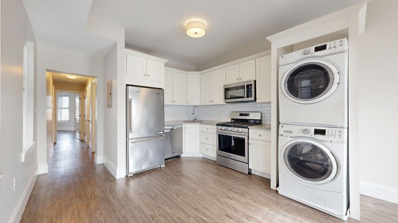 133 Paris Street133 Paris Street - 3 #3 - Photo 2 of 22