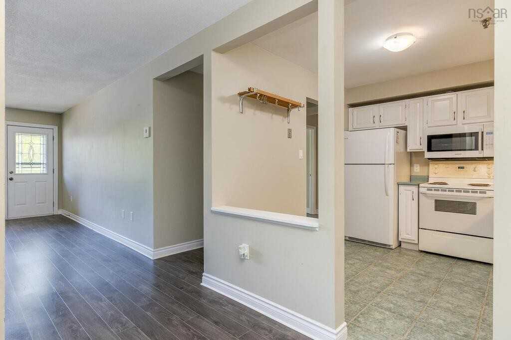 64 Cumberland Dr #205 - Photo 7 of 31