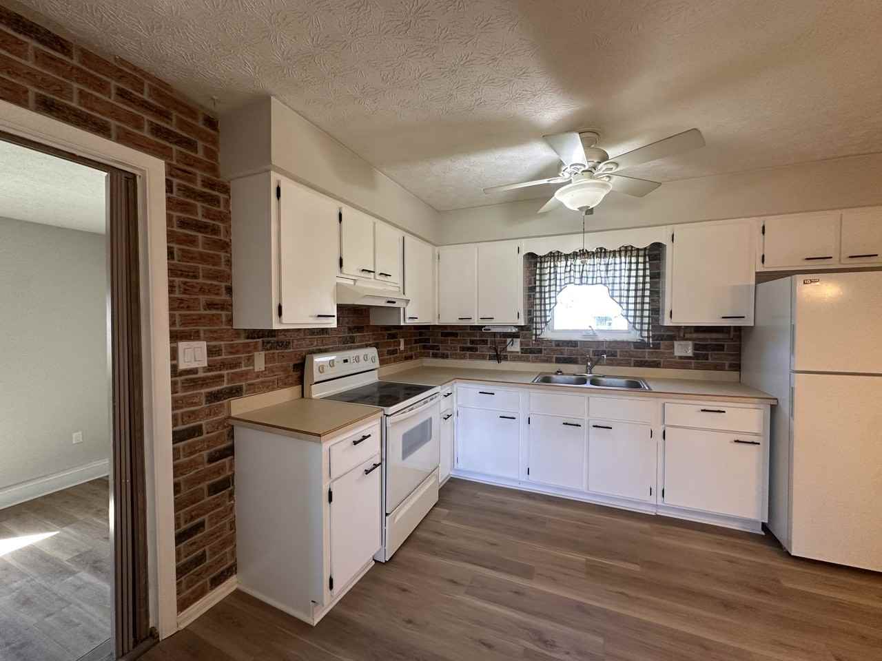 2605 Meadow Ct Ne #1 - Photo 6 of 15