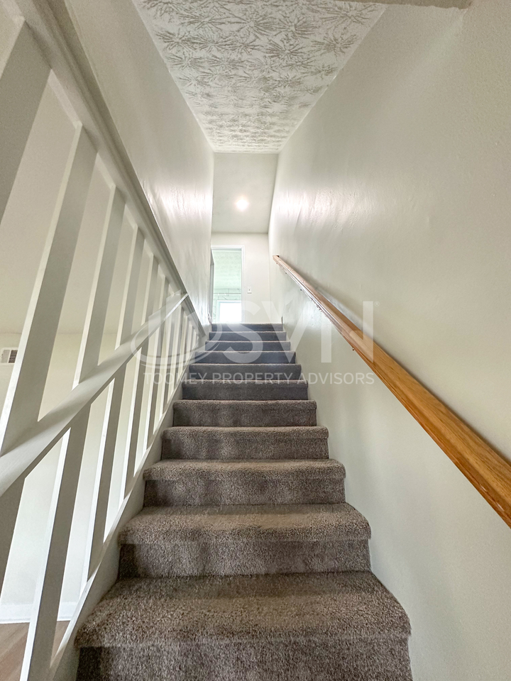 1021 Adair Ave #1021-12 - Photo 4 of 11