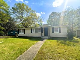 featured image of 2453 Pineway Dr N