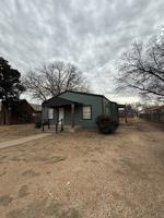 featured image of 1911 21st St #B