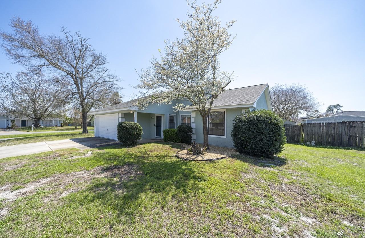 307 Fan Palm Pl #1 - Photo 3 of 34