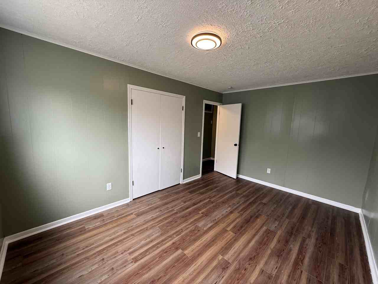 122 Hathaway St #1 - Photo 5 of 14