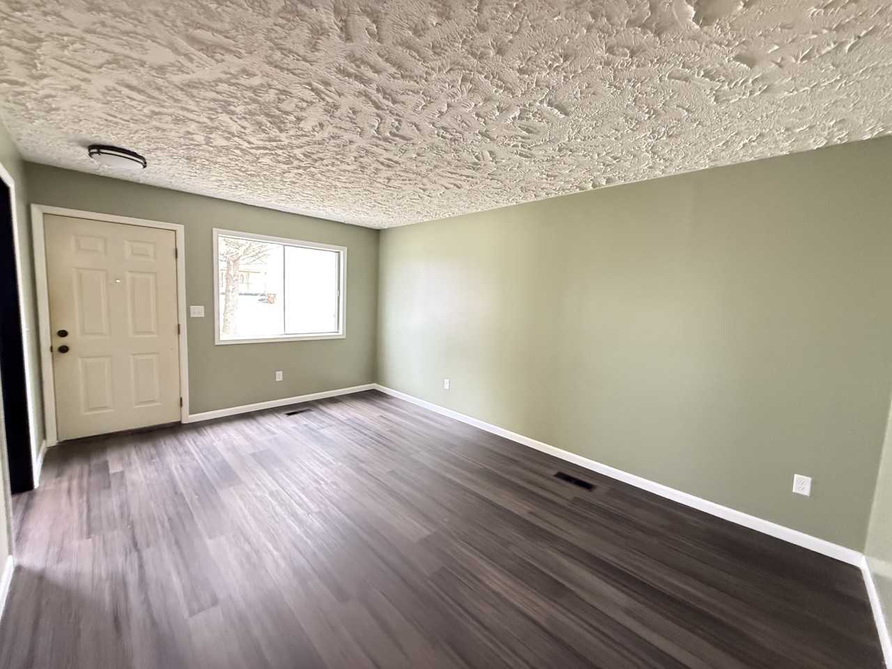 122 Hathaway St #1 - Photo 7 of 14