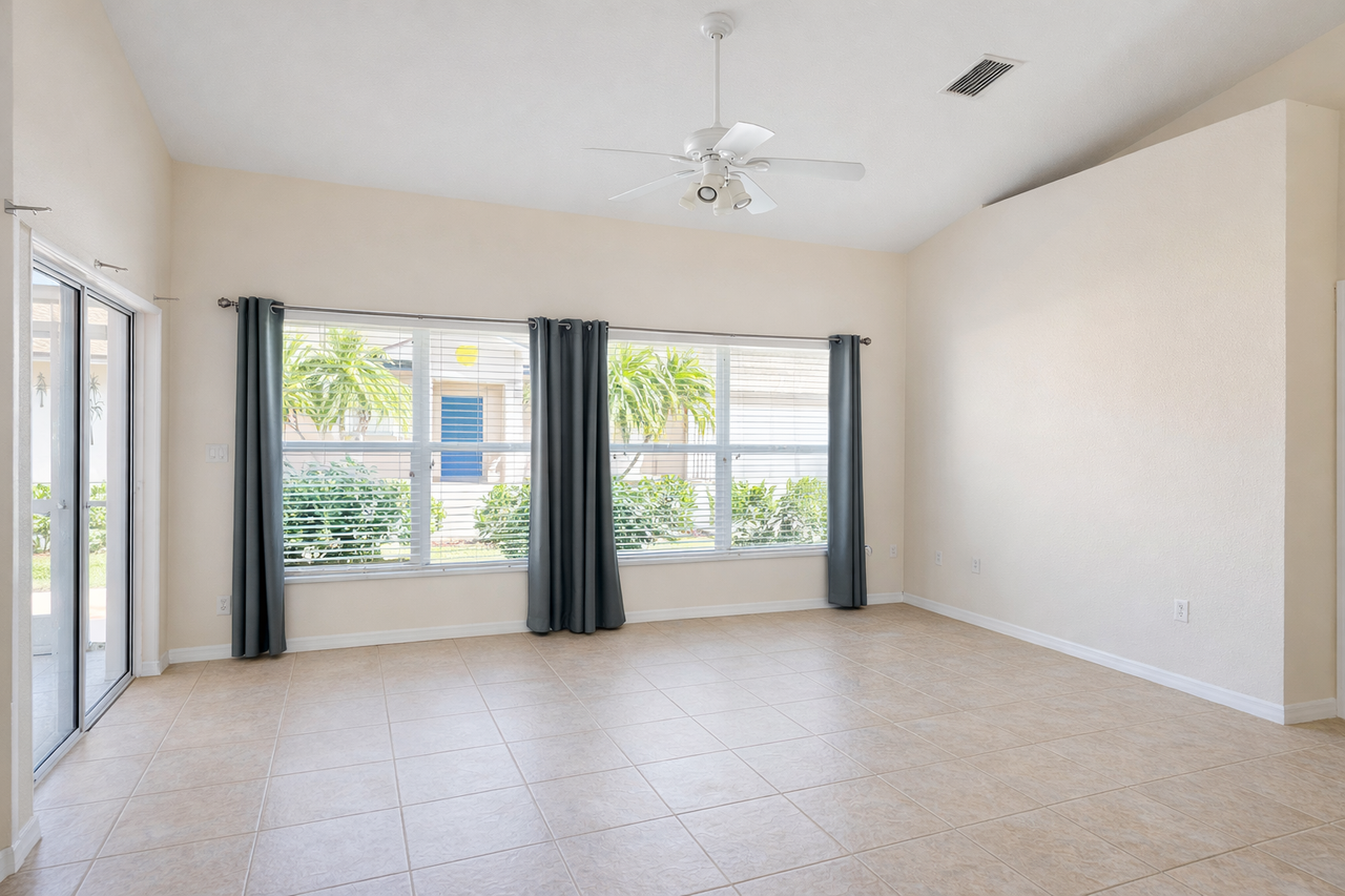 211 Rotonda Blvd W #B - Photo 5 of 18