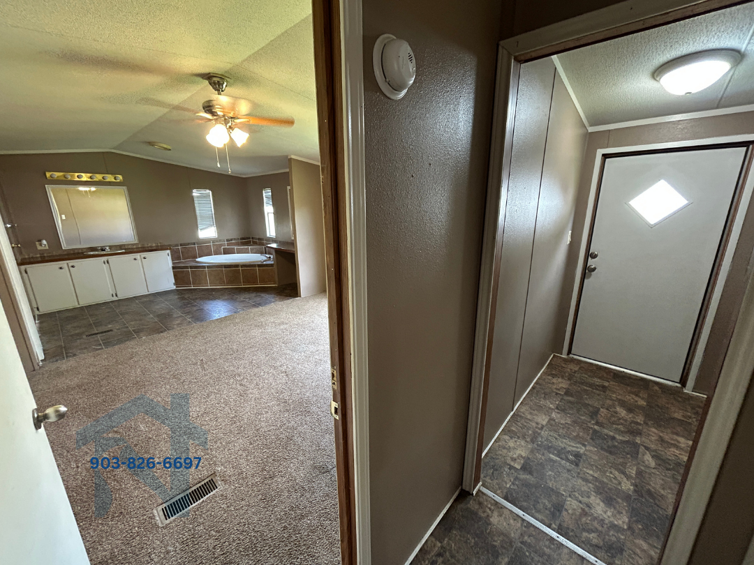 157 Davis St #157DAVISST - Photo 3 of 15