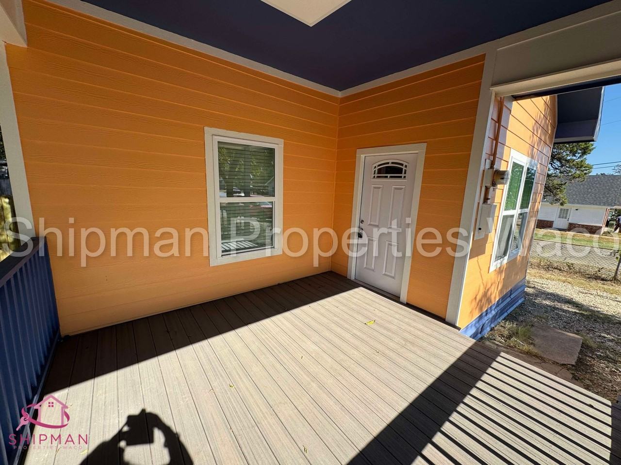 1601 Mckenzie Ave #1 - Photo 3 of 15