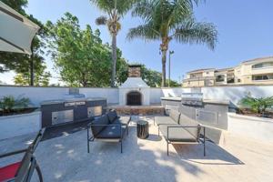 featured image of 390 Paseo Camarillo
