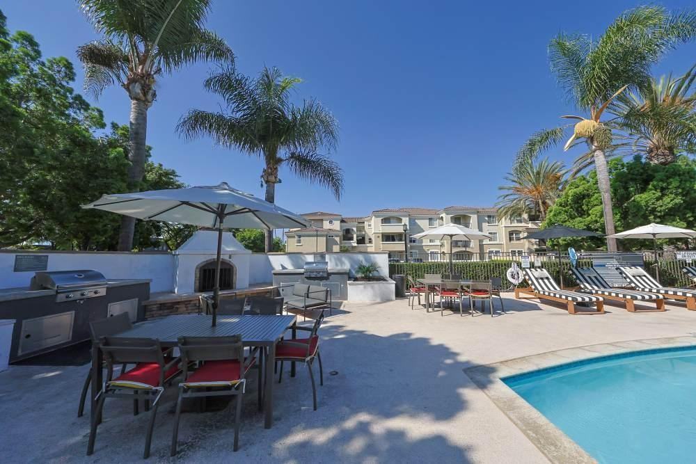 390 Paseo Camarillo - Photo 4 of 44