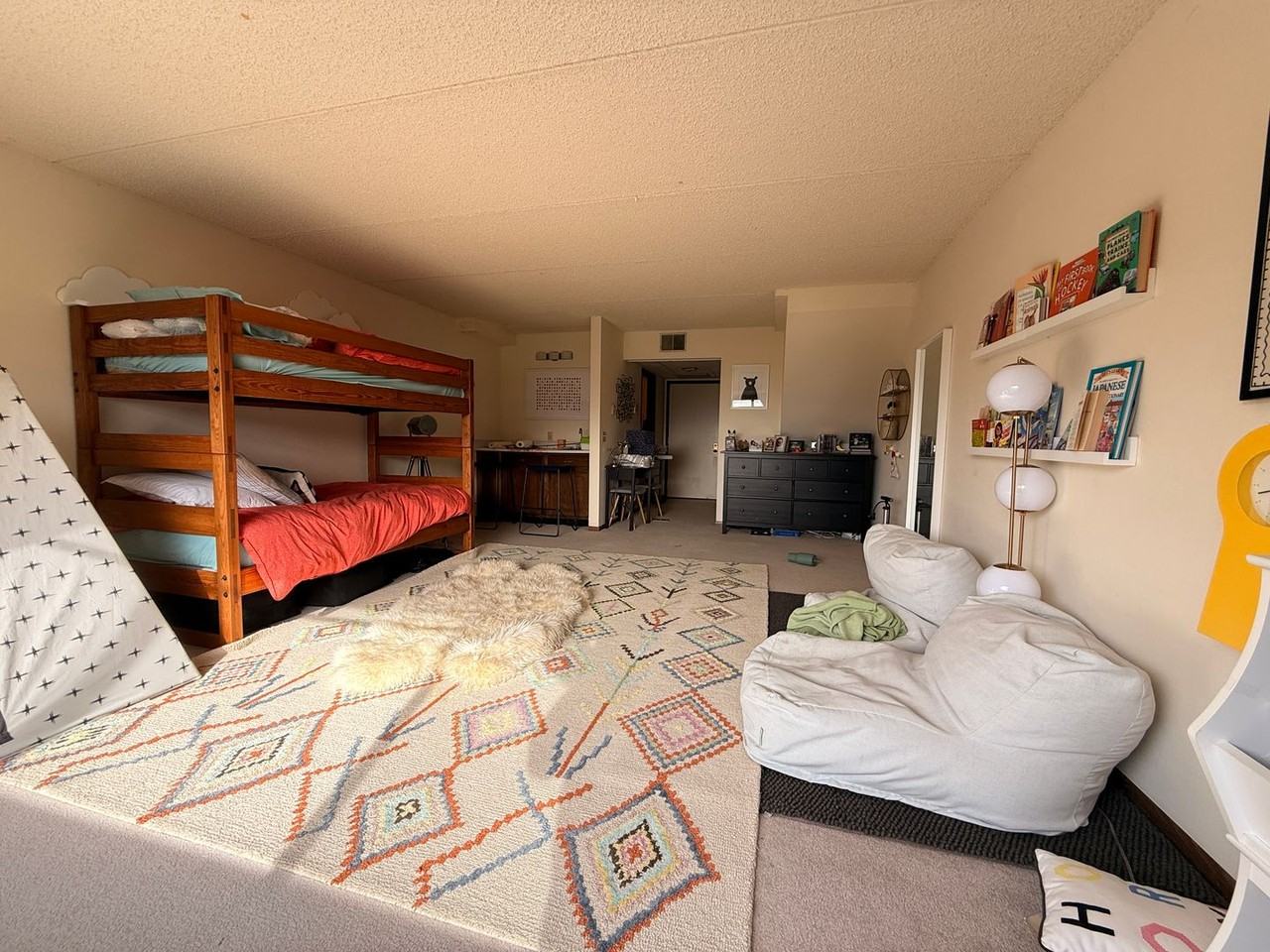 Wingra West Apartments - Photo 4 of 12