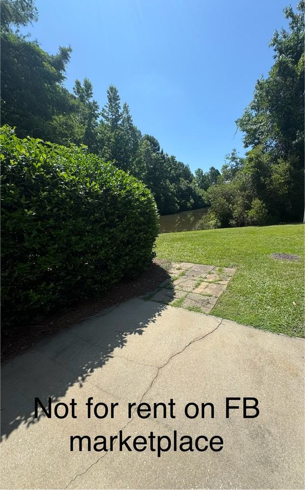 160 Willow Creek Blvd Apt F #1 - Photo 2 of 9