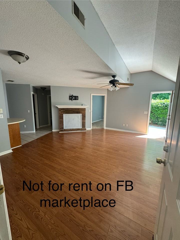 160 Willow Creek Blvd Apt F #1 - Photo 4 of 9