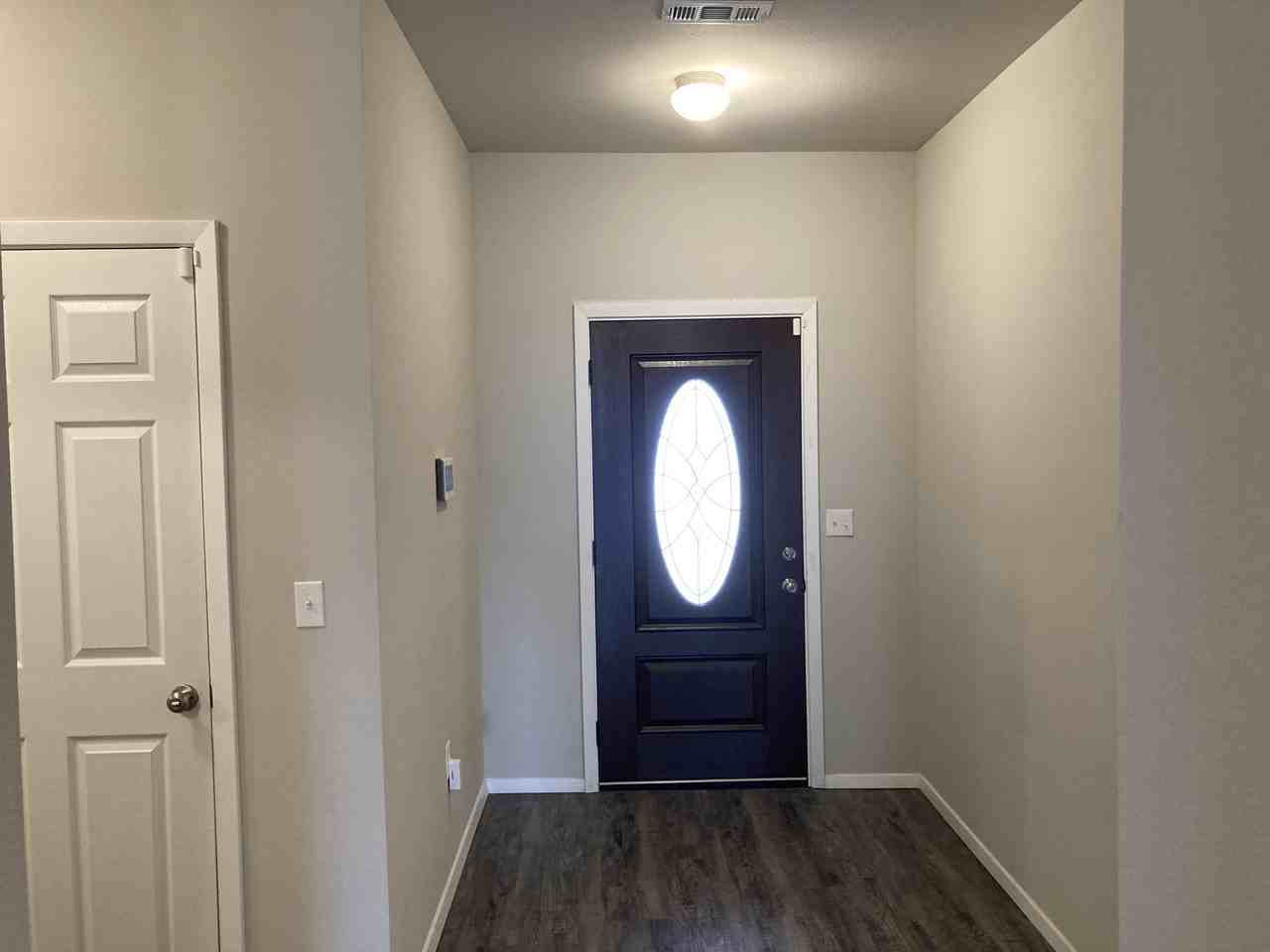 8004 Dogwood Dr #1 - Photo 3 of 50