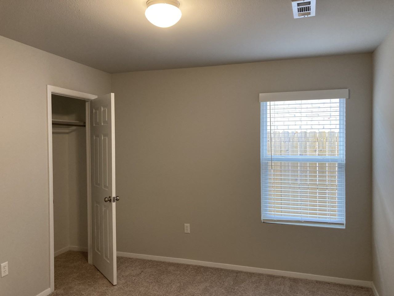 8004 Dogwood Dr #1 - Photo 7 of 50