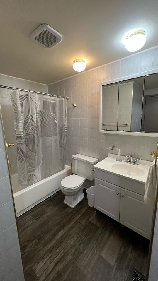 744 Summit Chase Dr #1 - Photo 7 of 25