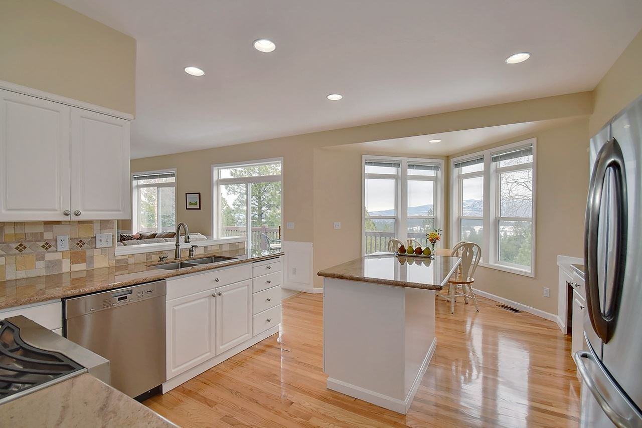 5063 S Hillcrest Ln #1 - Photo 4 of 8