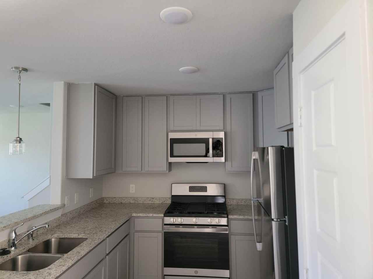 412 Abigail Aly #3 - Photo 4 of 12