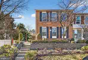 featured image of 6178 Morning Glory Rd #1