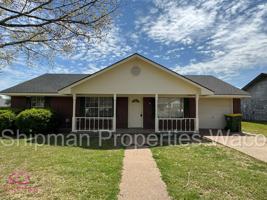 featured image of 4709 Lexington St #1