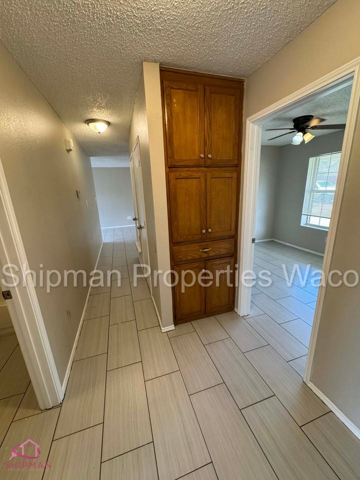 4709 Lexington St #1 - Photo 7 of 16