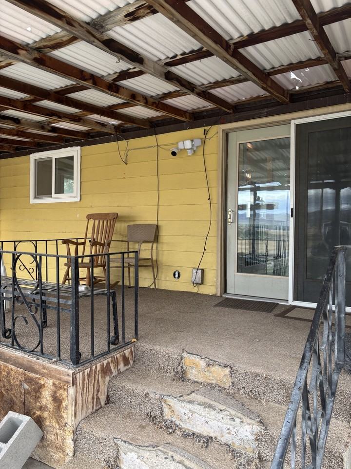 901 E 800 N #1 - Photo 3 of 39