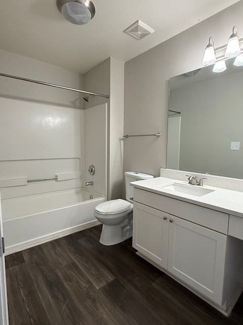 14 Hamiltons Bay Ct #14-534 - Photo 7 of 9