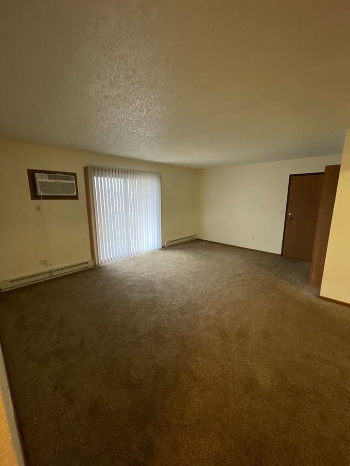 NP Apartments - Photo 3 of 11