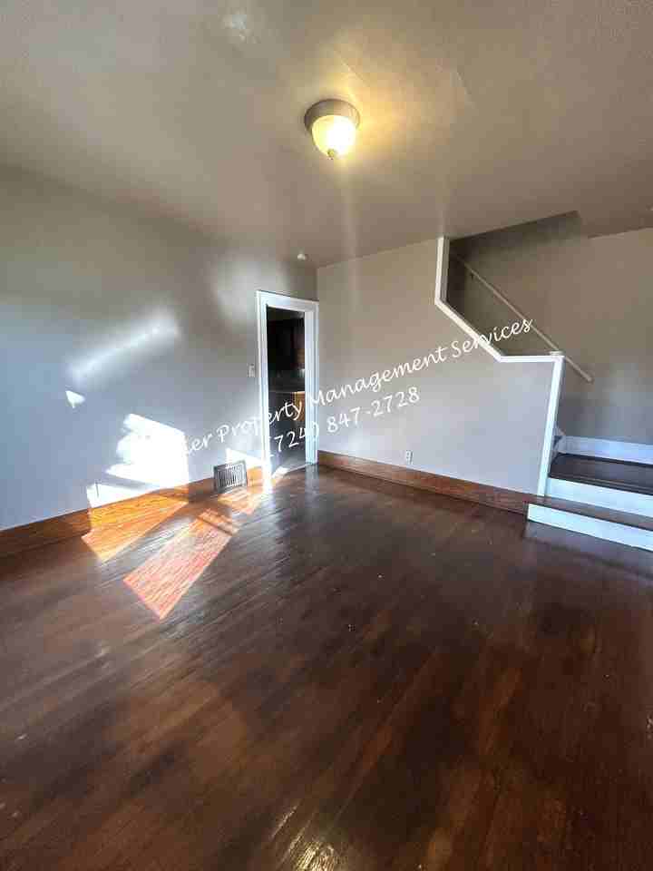 979 King St #1 - Photo 4 of 30