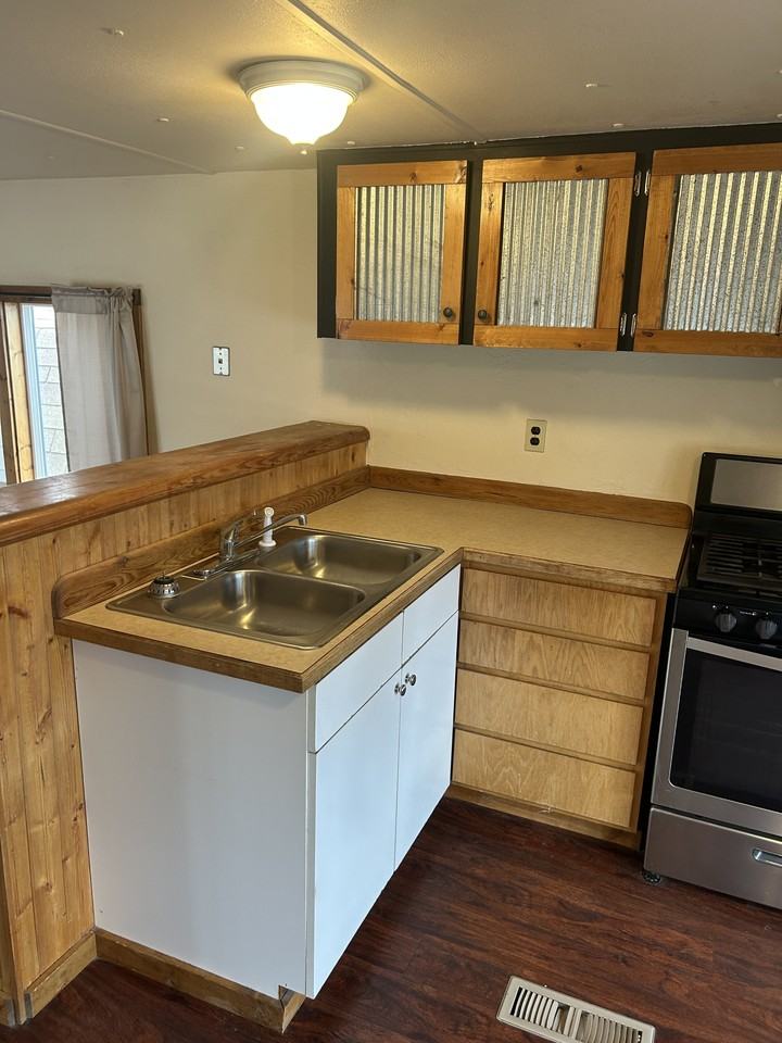 820 N Montana St #1 - Photo 3 of 10