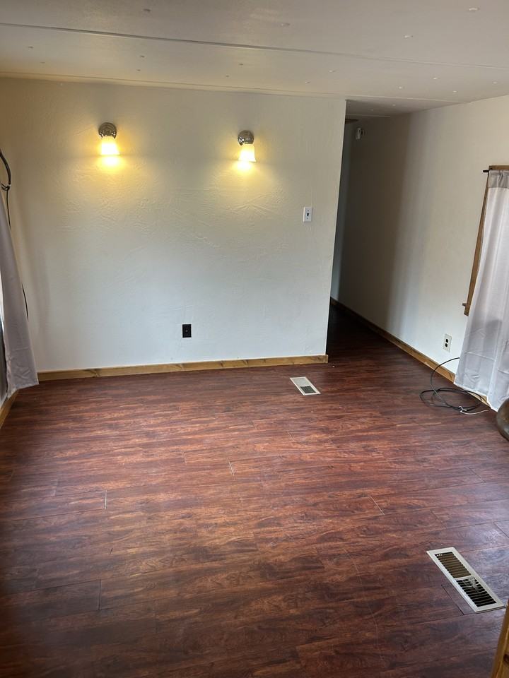 820 N Montana St #1 - Photo 6 of 10