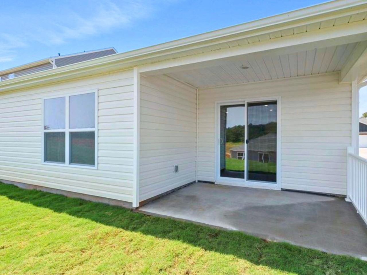 605 Palmerston Dr #1 - Photo 5 of 17