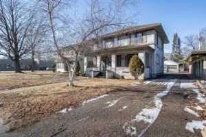 featured image of 1718 Grand Ave #1