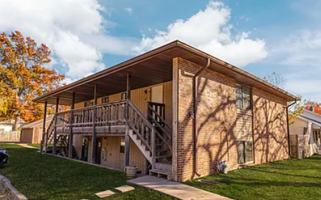 featured image of 2438 S 10th St #4