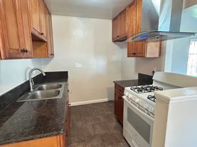 949 S Roberts St - Photo 1 of 1