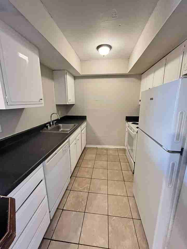 3792 N Nicklas Ave - Photo 7 of 16