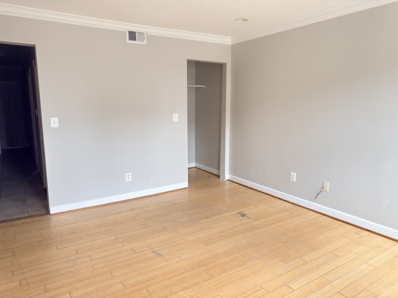 1246 Queen Street Northeast #2 - Photo 7 of 25