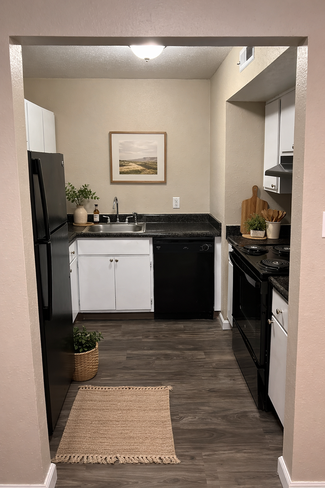 Chatsworth Apartments - Photo 4 of 10