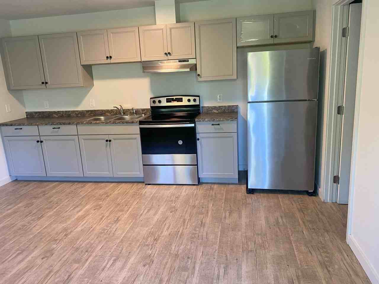 Chandler Complex - Photo 6 of 29