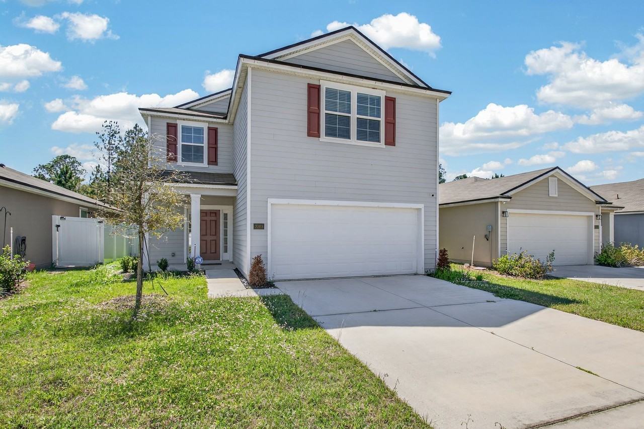 2283 Shady Breeze Ln - Photo 3 of 50