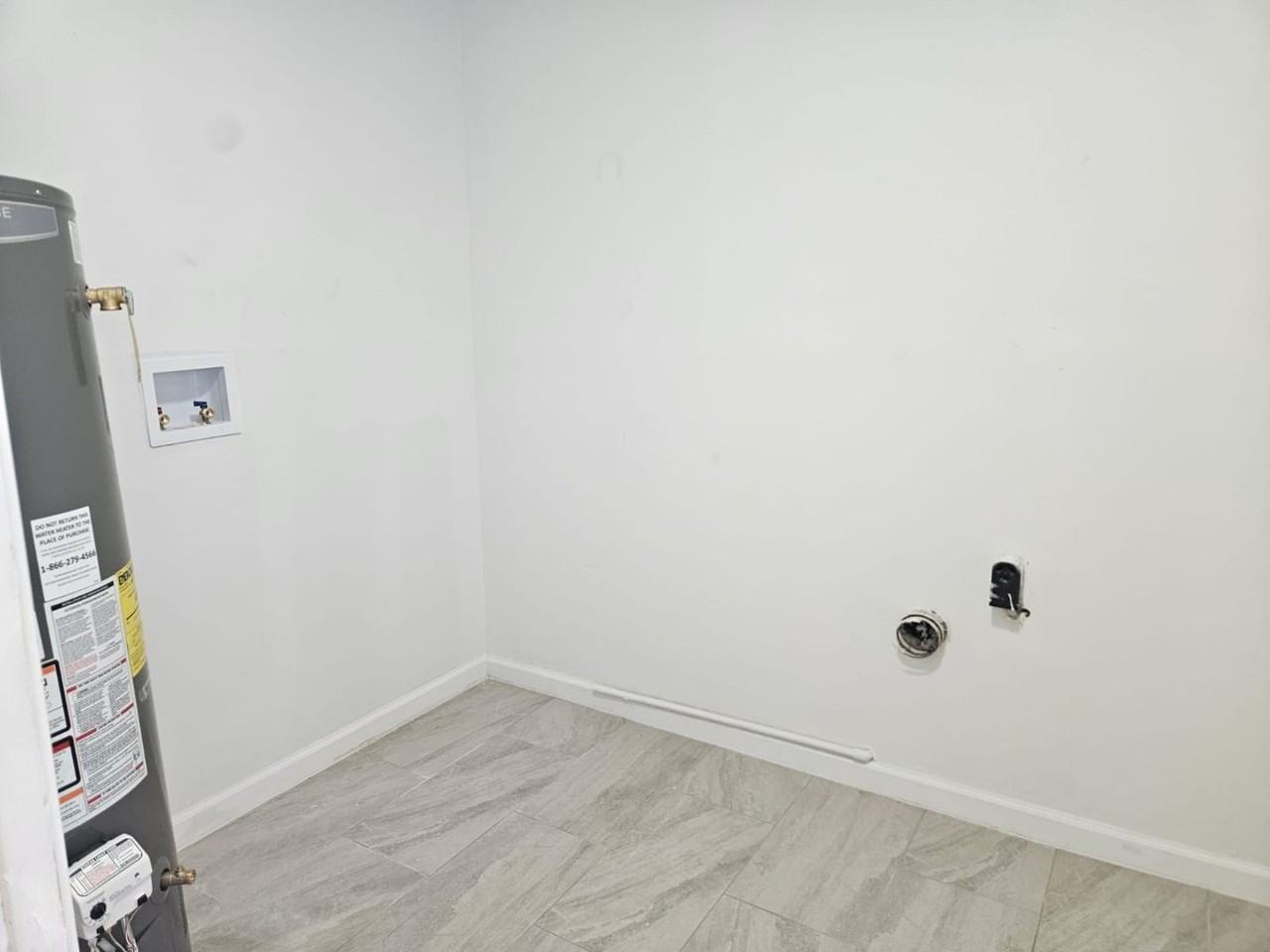 843 Greg Dr - Photo 3 of 22