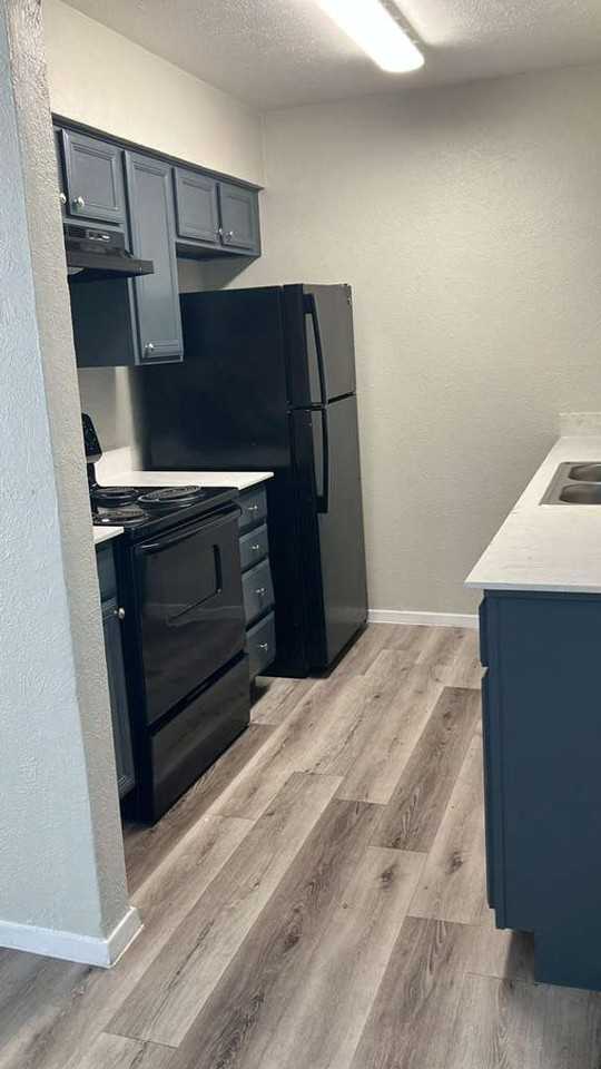 Highland Park Apartments - Photo 3 of 21