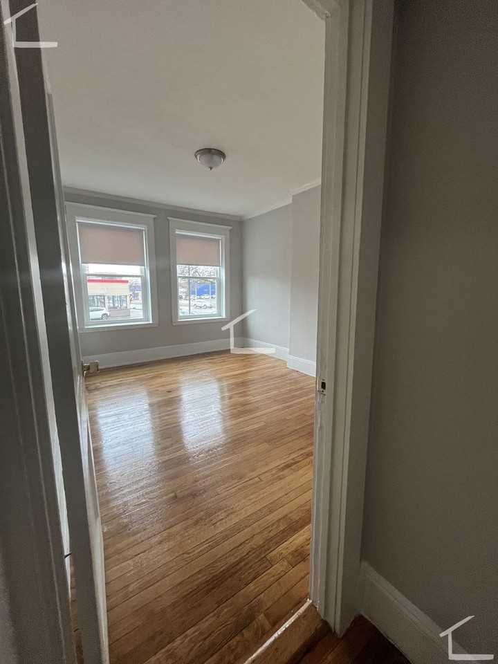 25 Allston St - Photo 5 of 8
