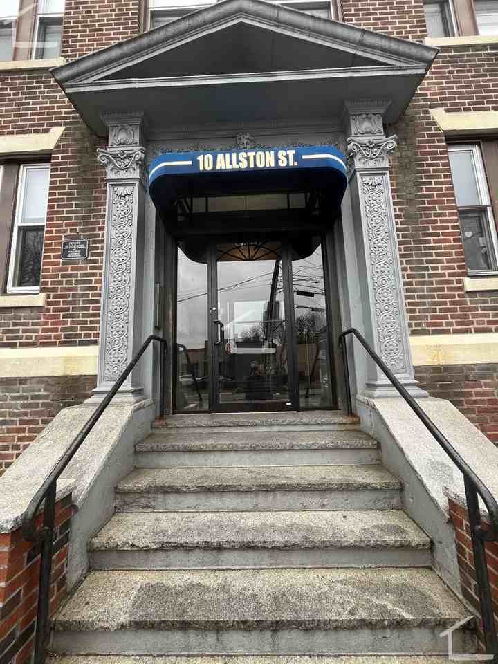 25 Allston St - Photo 7 of 8