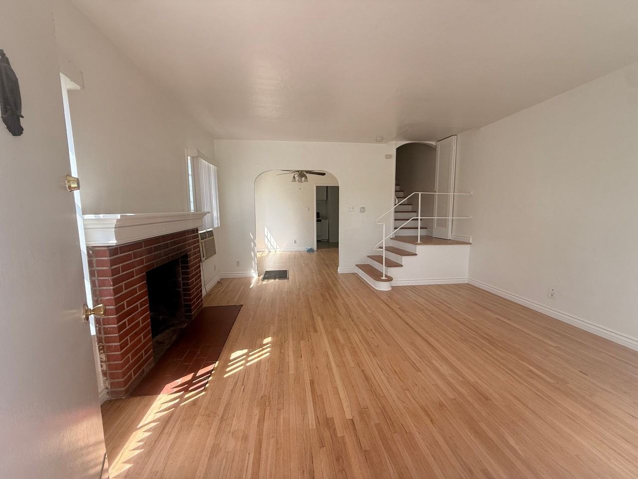 5137 Olivewood Ave - Photo 4 of 18